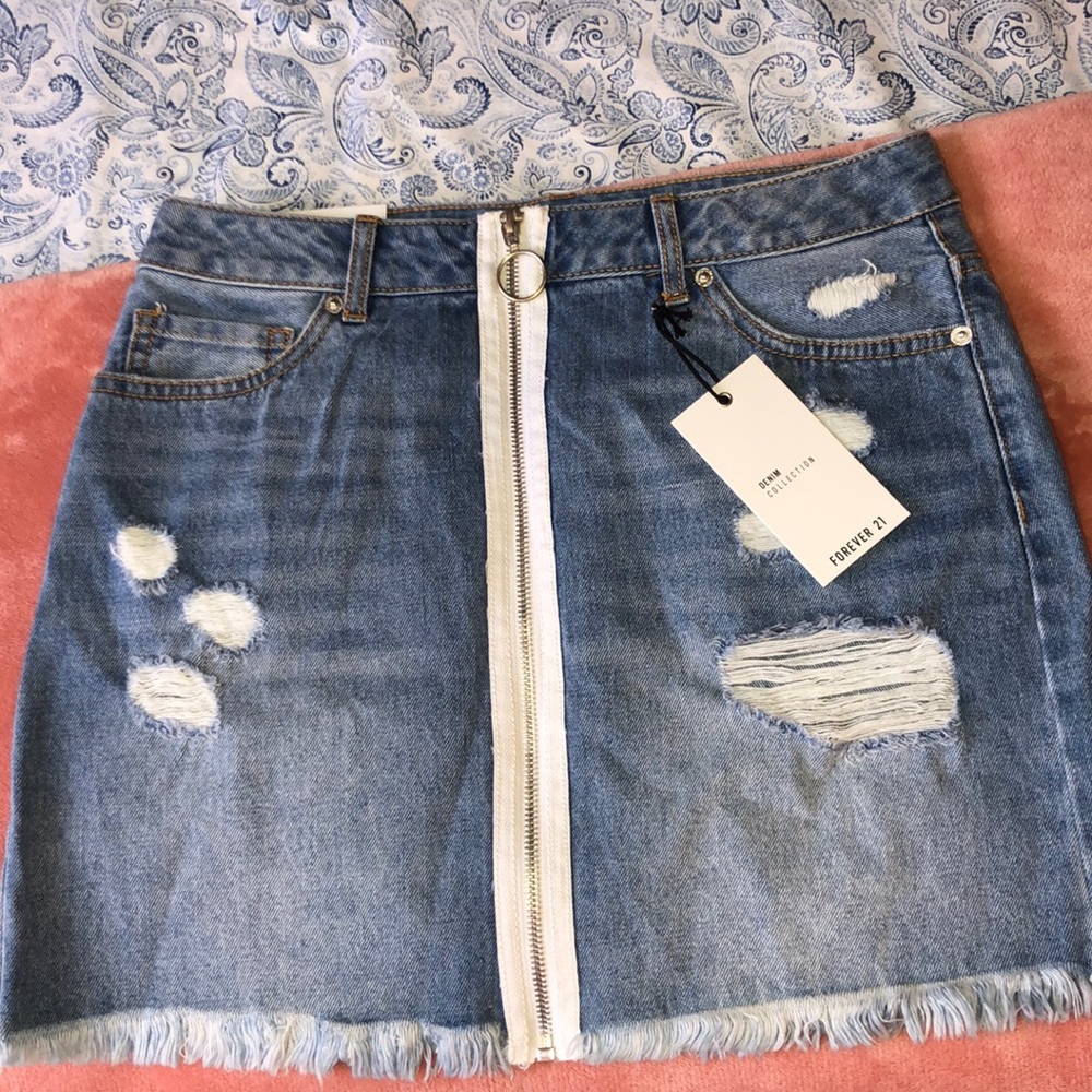 Forever 21 skirt